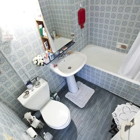 Halldis - St Germain Area Daire *