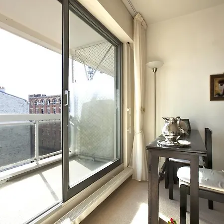 Halldis - St Germain Area Daire